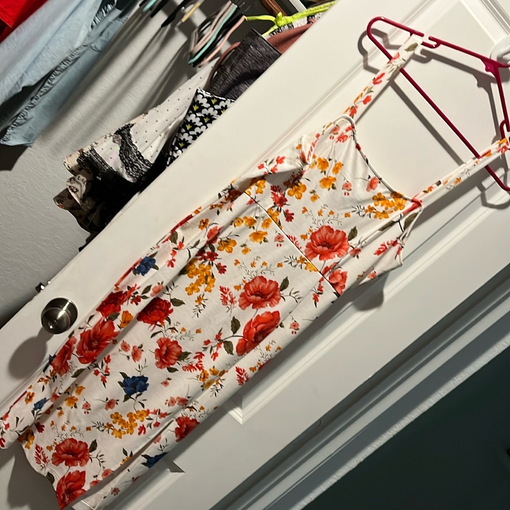 Floral dress from forever 21 size 1X never worn